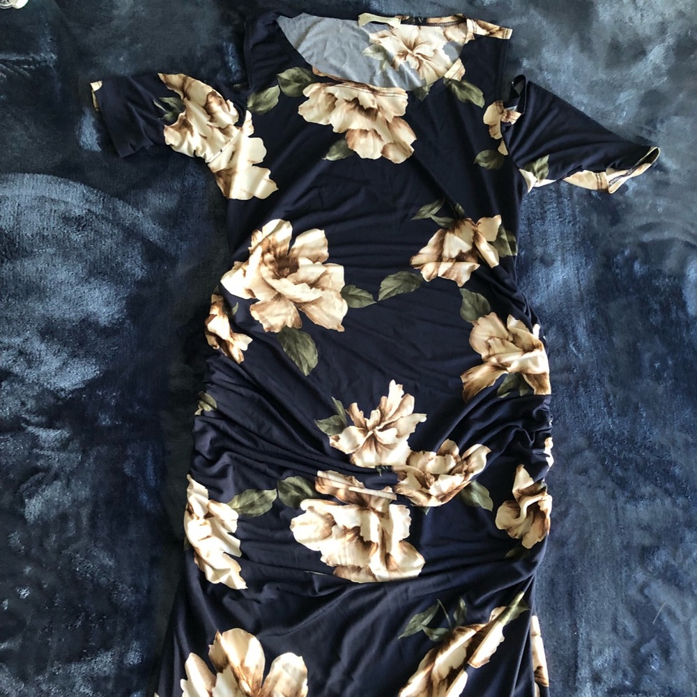 Maternity dress